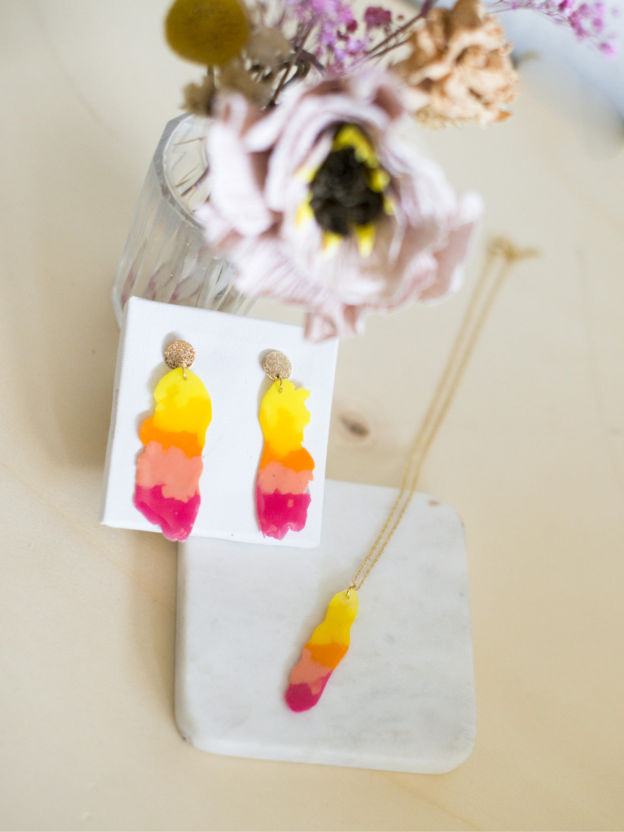 GRADIENT Farbverlauf von Gelb/Orange/Rosa