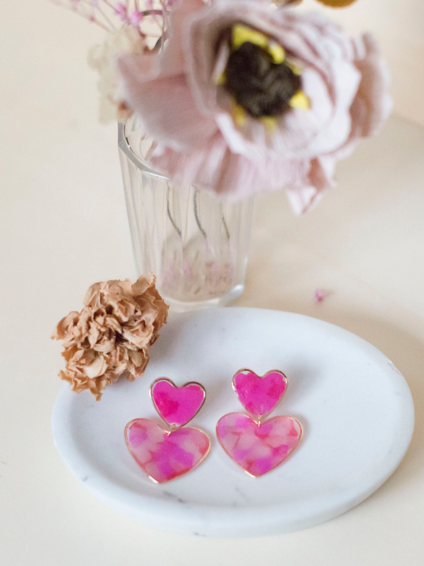 GROSSE HERZ-Chips in durchscheinendem Rosa